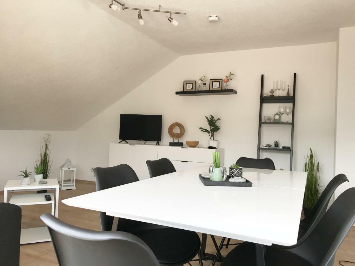 Zollernalb-Apartment Albstadt Buitenkant foto
